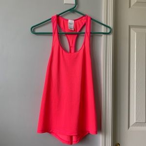 Victorias Sport workout tank